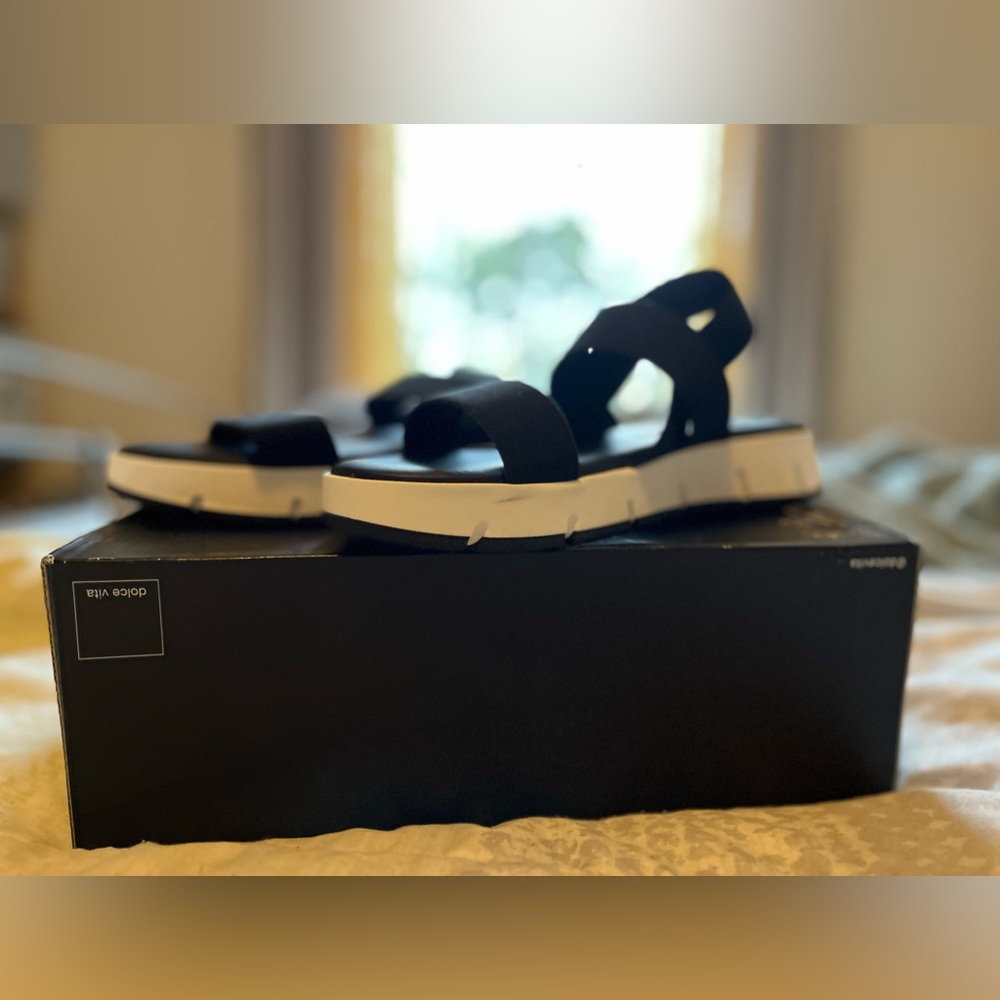 New - Picture 3 of 4